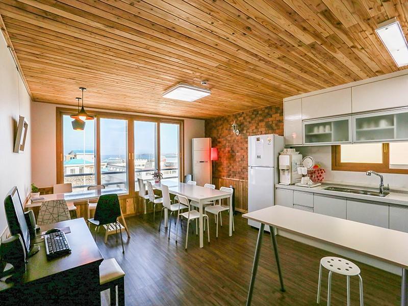 Hotel Be Road House Czedżu Zewnętrze zdjęcie